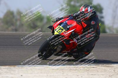 media/Sep-20-2025-TrackDaz (Sat) [[27f0cde673]]/A Group/11am (Turn 2)/